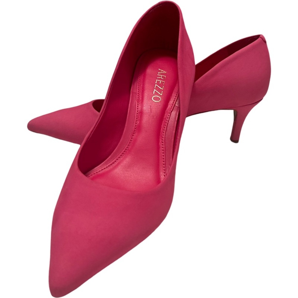Arezzo hot pink kitty heels size 7 - only used once! Very cute and comfortable
